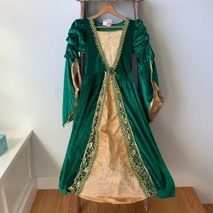 Halloween costume princess